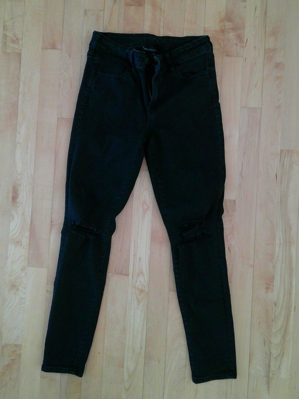 American Eagle Faded Black Jeans with Distressed Knees 10 Regular